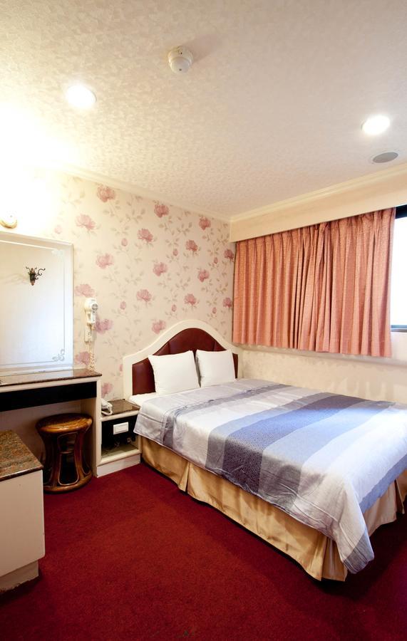 Jia Jia Hotel Yonghe Buitenkant foto